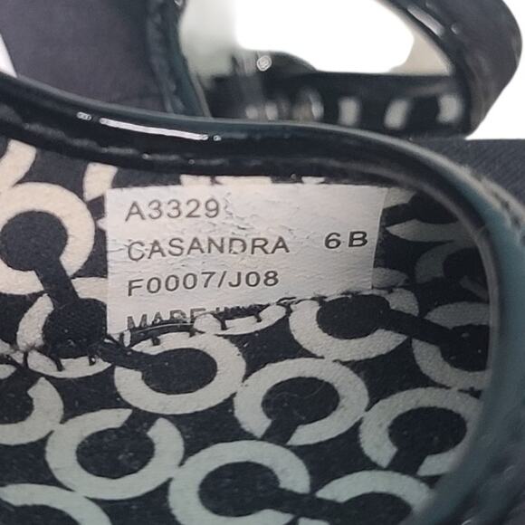 Coach Casandra Mary Jane Buckle Heels Black/White Size 6B EUC 3.75" Heel - Picture 5 of 6